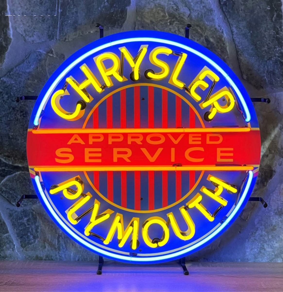 Chrysler Plymouth Neon Verlichting Met Achterplaat - 60 x 60 cm