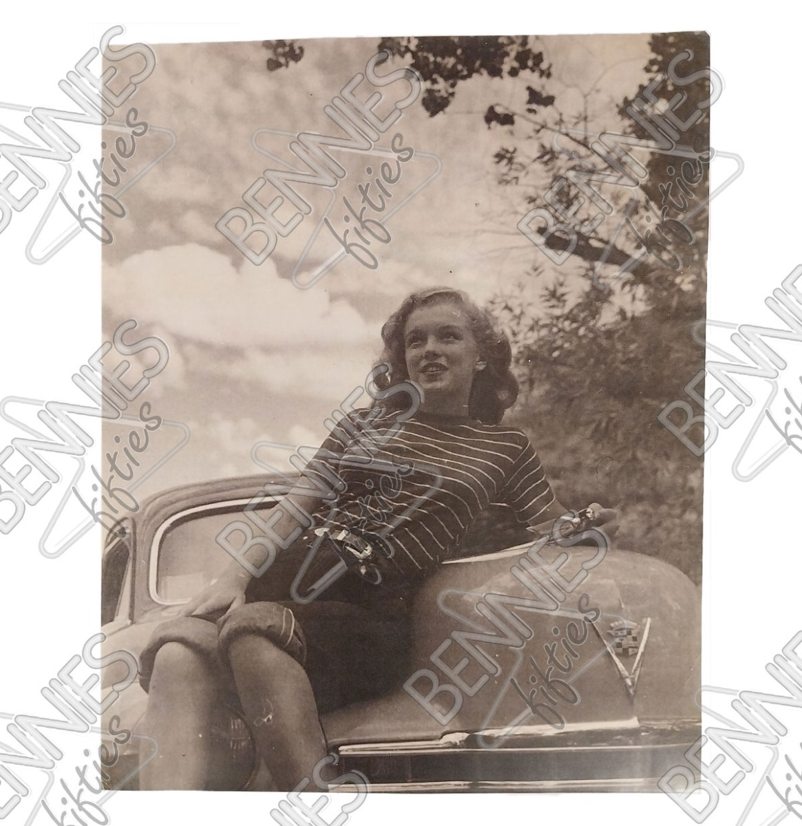 Marilyn Monroe met Cadillac (1946) Foto Print - EXCLUSIEVE LIMITED EDITION